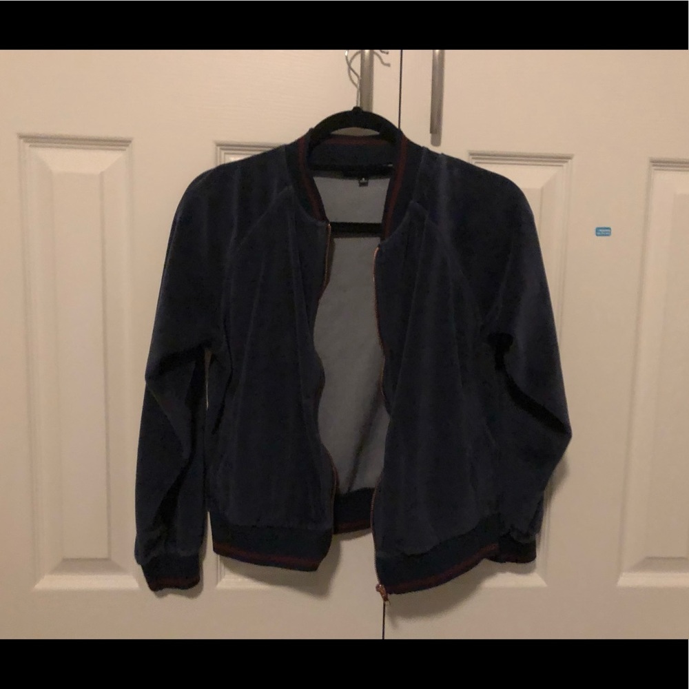 Kendall and Kylie blue velvet jacket